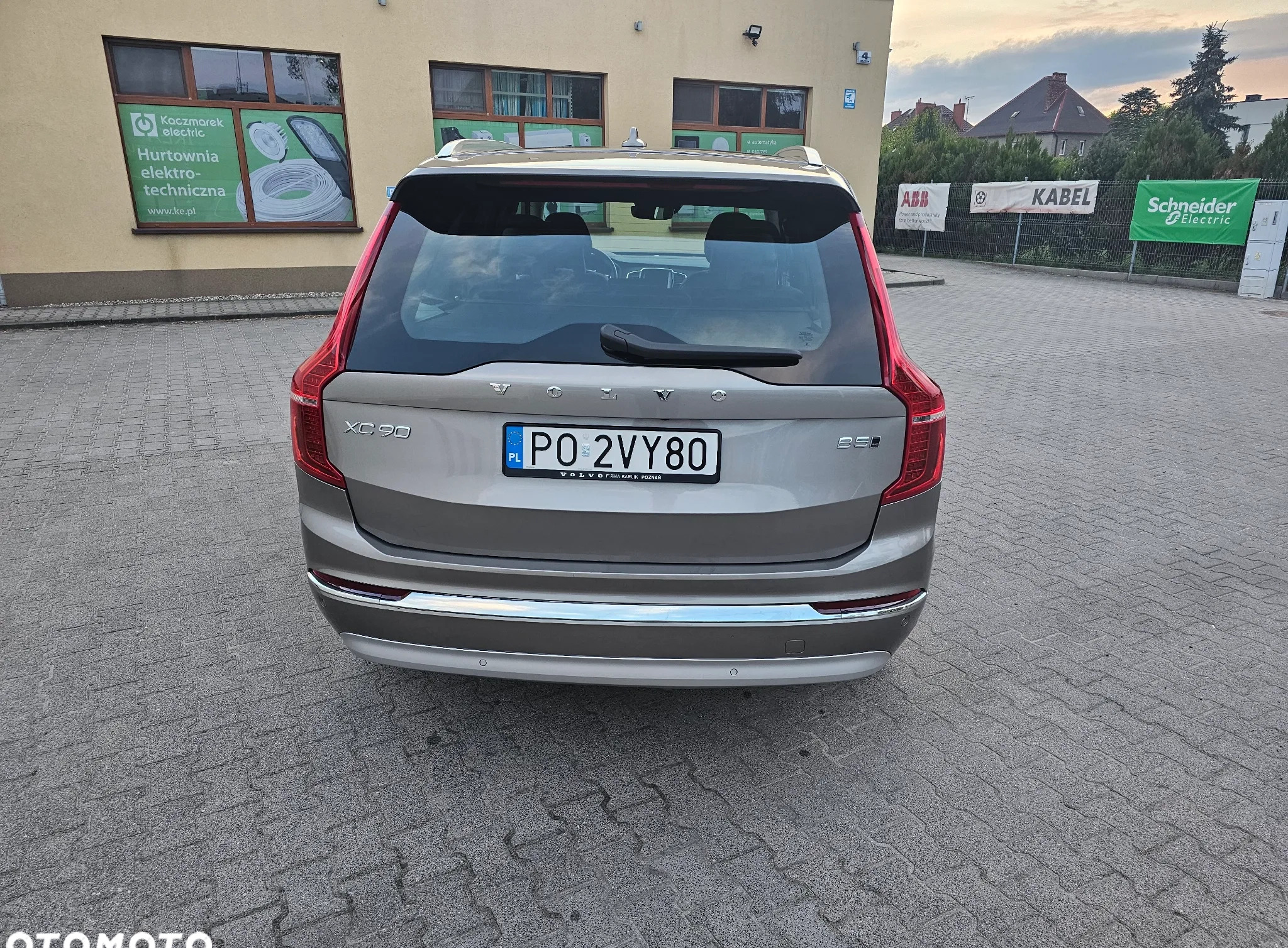 Volvo XC 90 cena 239960 przebieg: 48000, rok produkcji 2021 z Trzciel małe 379